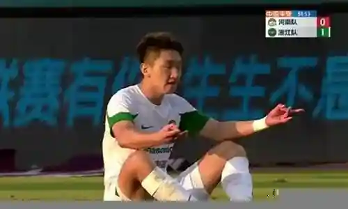 哈兰德快速反击阵容搭配插图