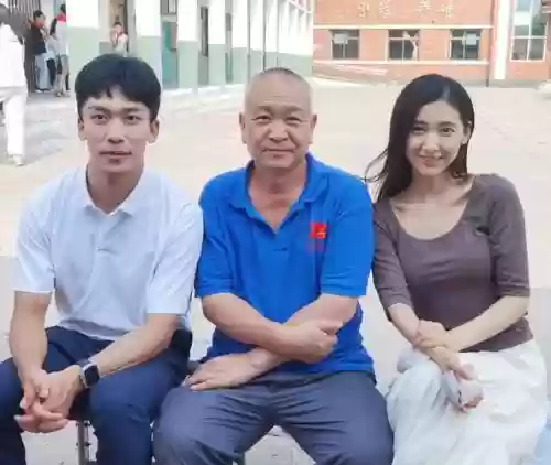 阵容捉襟见肘插图