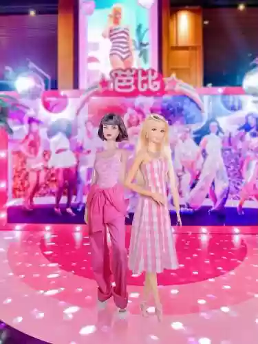 芭比粉阵容插图
