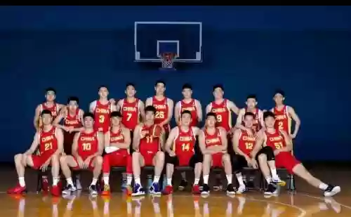 篮球12阵容插图