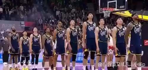 两中锋阵容插图